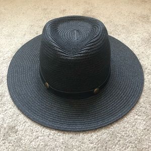 Black Straw Hat 🖤
